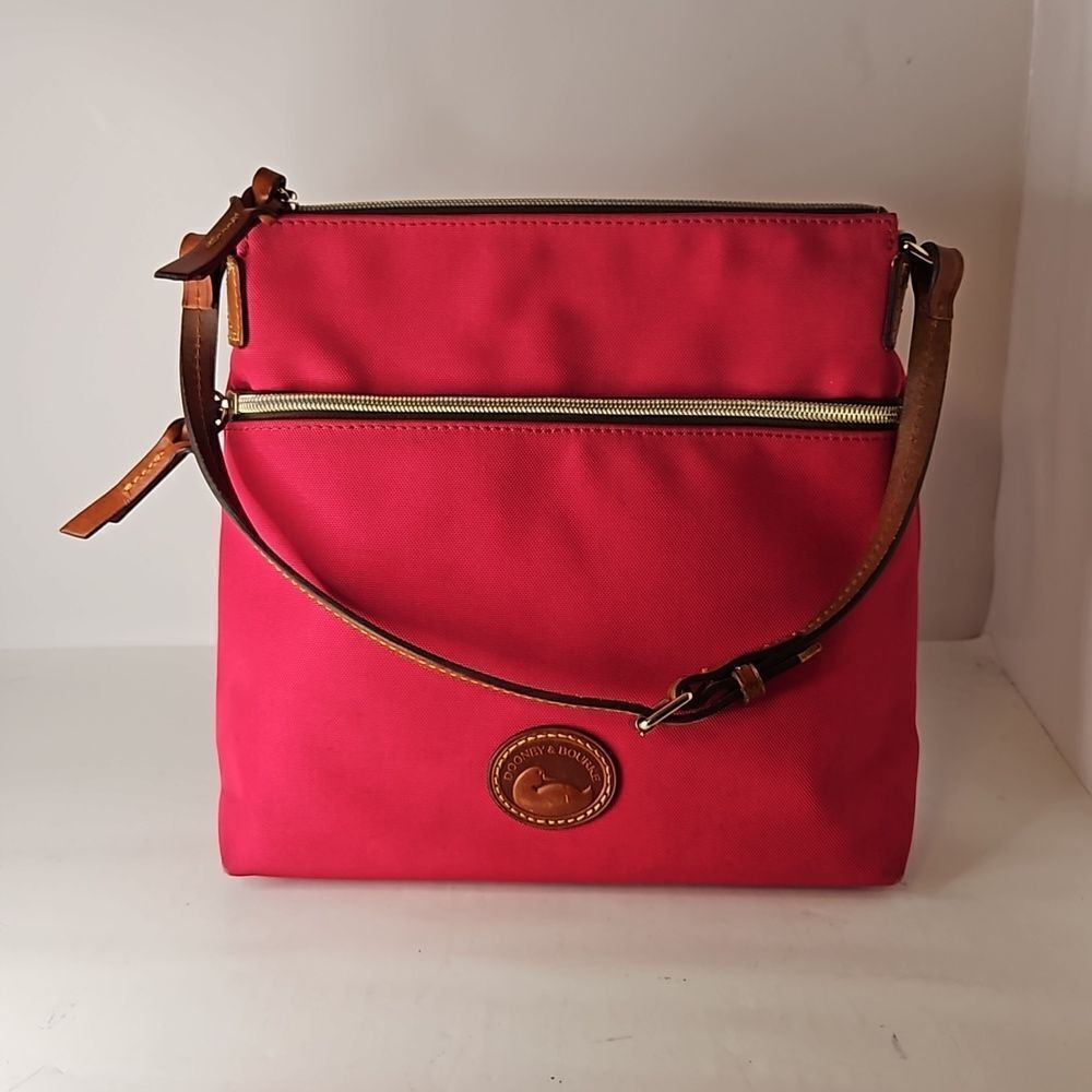 Dooney & Bourke Bag